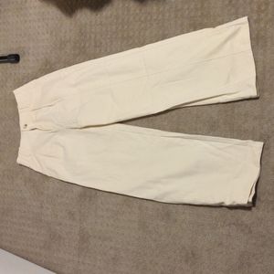Brand New White Solid Pants With Belt